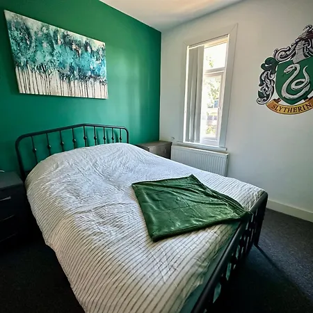 Wizards Corner Spacious 3 Bed Near Watford Junction Exterior foto