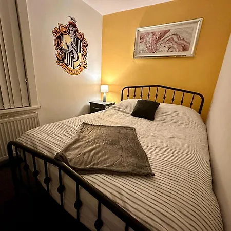 Wizards Corner Spacious 3 Bed Near Watford Junction Exterior foto