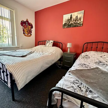 Wizards Corner Spacious 3 Bed Near Watford Junction Exterior foto