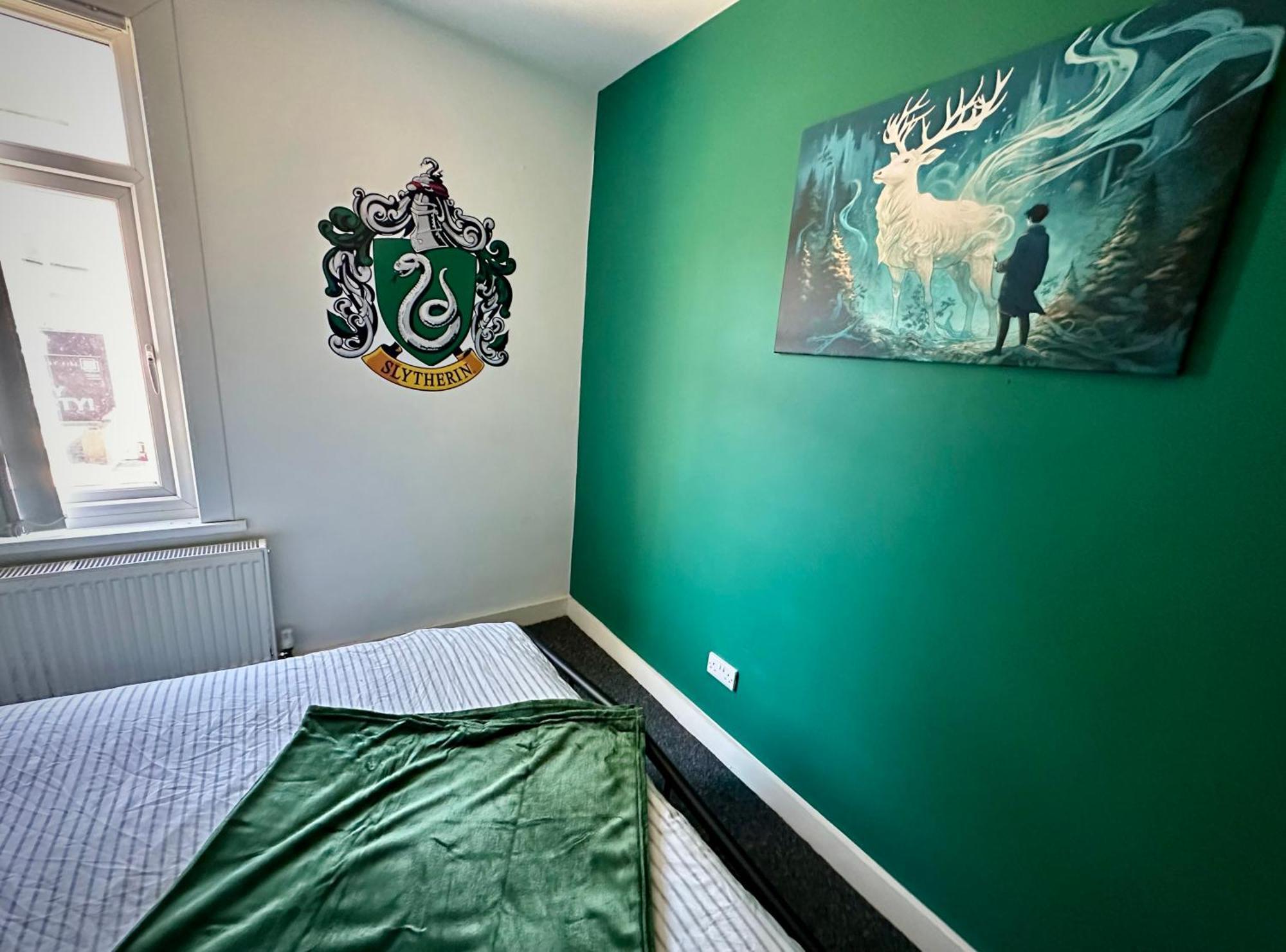 Wizards Corner Spacious 3 Bed Near Watford Junction