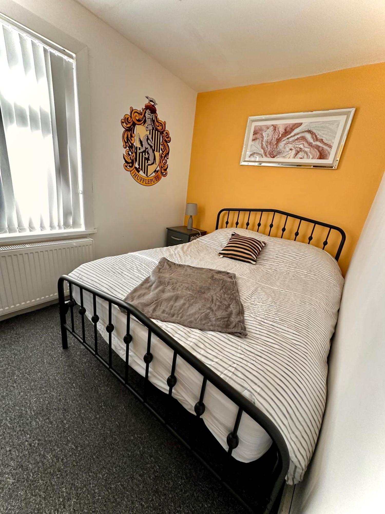 Apartment Wizards Corner Spacious 3 Bed Near Watford Junction